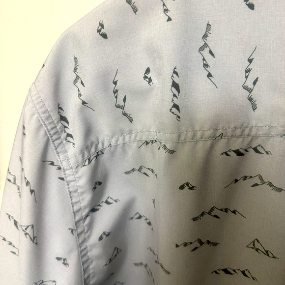 Men’s collared shirt - Picture 3 of 4